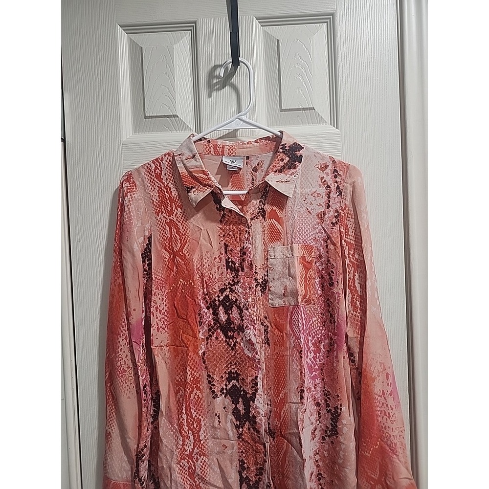 Worthington Silk Blouse Womens Small Pink Coral Snake Print Button‎ Front - Picture 2 of 10